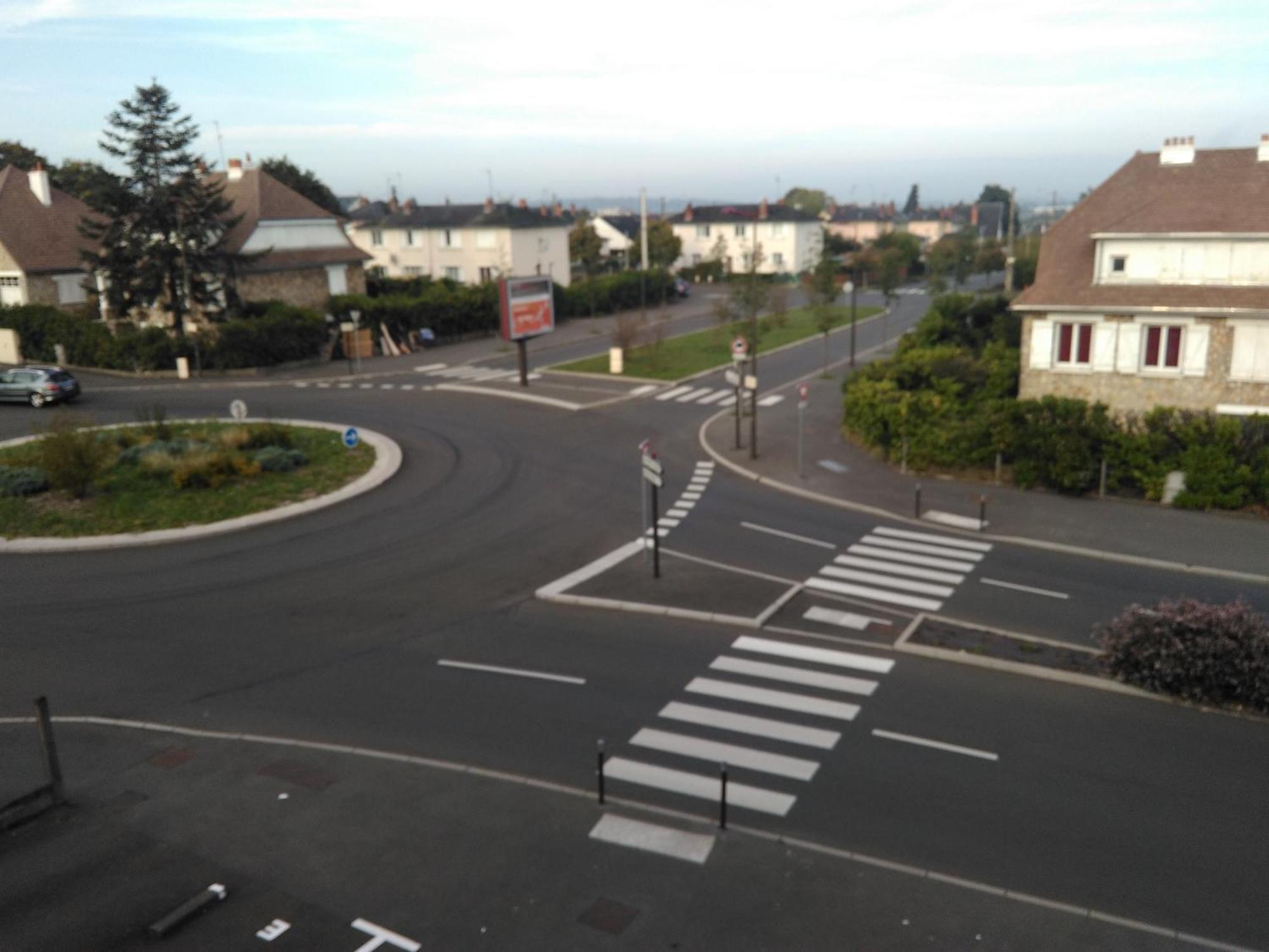 24 Fois Plus - Circuit Des 24 H A 10 Mn - 2 Chambres, 4 Personnes & Cuisine Le Mans Exterior foto