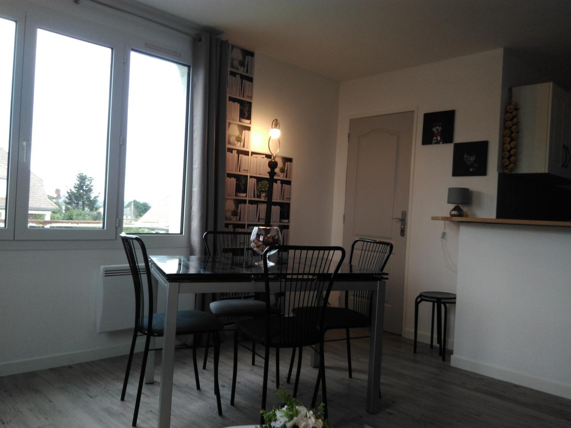 24 Fois Plus - Circuit Des 24 H A 10 Mn - 2 Chambres, 4 Personnes & Cuisine Le Mans Exterior foto