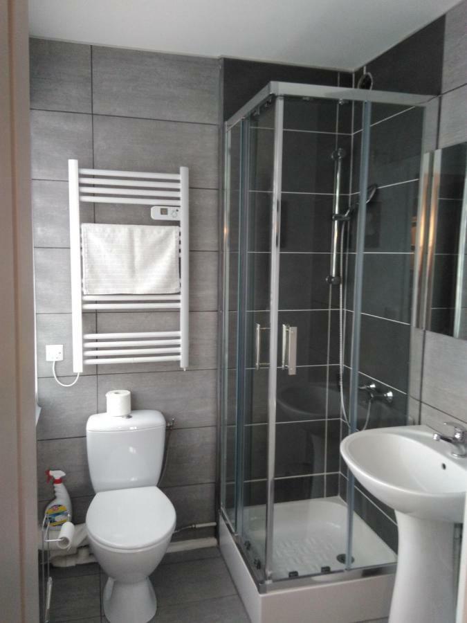 24 Fois Plus - Circuit Des 24 H A 10 Mn - 2 Chambres, 4 Personnes & Cuisine Le Mans Exterior foto